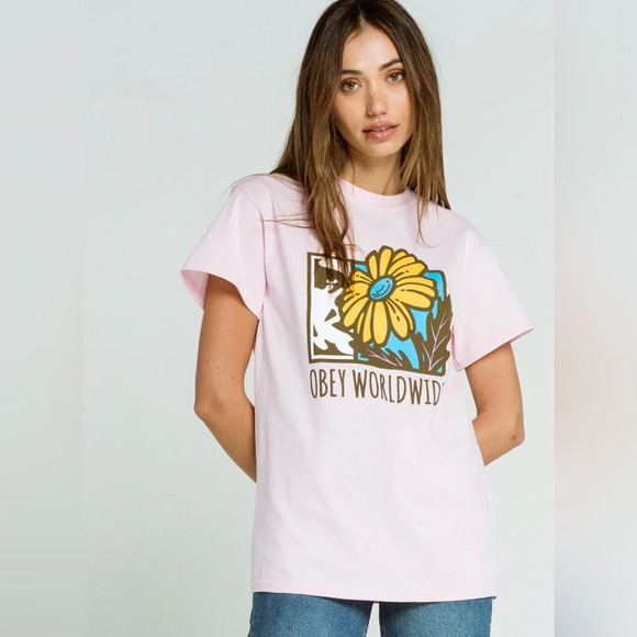 OBEY Sunflower Face Womens Tee Size MEDIUM 90s Y2K Vintage Inspired - Picture 1 of 5